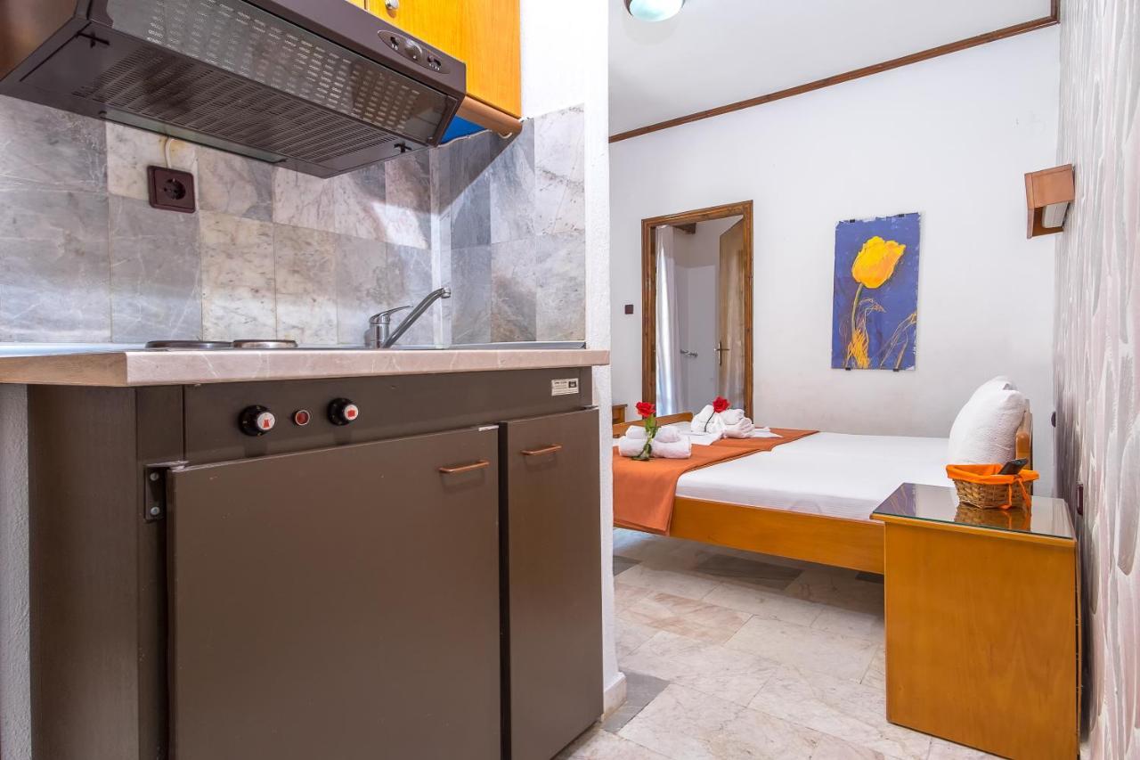 Kostas Studios Skála Marión Bagian luar foto